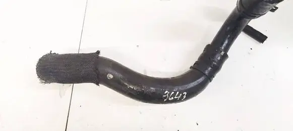 Engine coolant pipe/hose