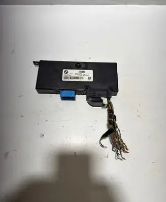 BMW 5 F10 F11 Gateway control module 9340522 142223 2608329