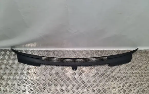 Wiper trim