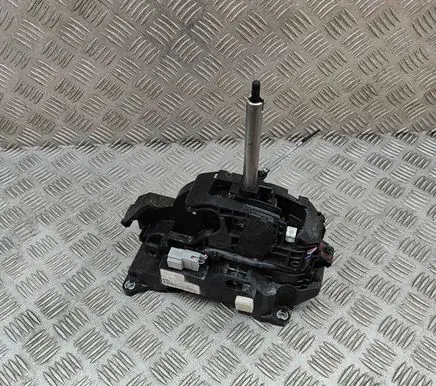 Ford Puma Gear shifter/selector M1TP7K004BC3ZHE