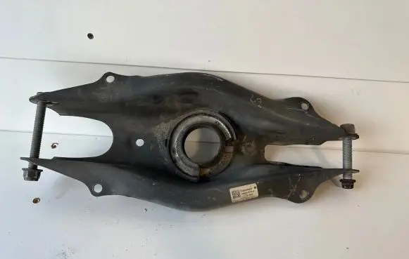 Mercedes-Benz C W205 Rear upper control arm/wishbone A2053522000 102018