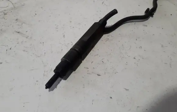 Audi A3 S3 8L Fuel injector 028130202P