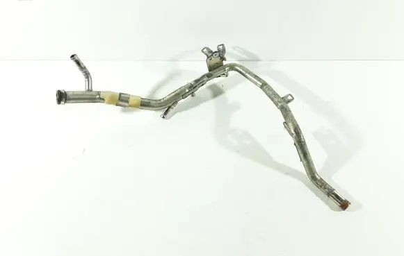 Toyota Yaris Engine coolant pipe/hose