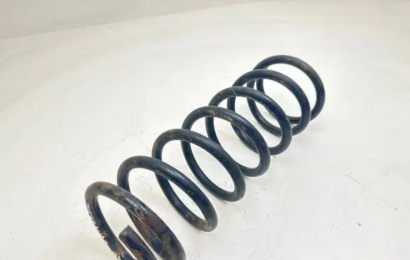Ford Mondeo Mk III Rear coil spring