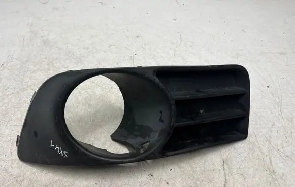 Suzuki SX4 Front fog light trim/grill 7175279J0