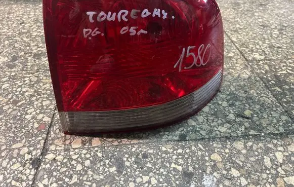 Volkswagen Touareg I Rear/tail lights
