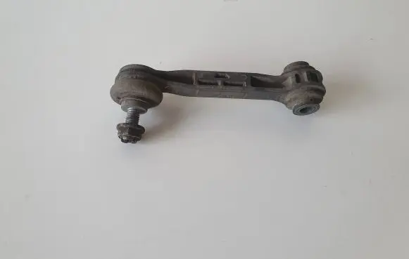 BMW M4 F82 F83 Rear anti-roll bar/stabilizer link 2284618 311140E
