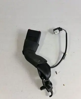 Ford Edge II Front seatbelt buckle