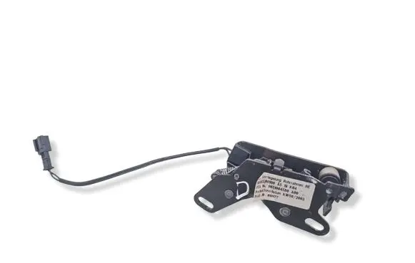 Peugeot 307 CC Tailgate lock latch 9651004580