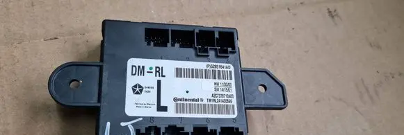 Maserati Quattroporte Door control unit/module 52851641AD HW113000 A2C7378710400