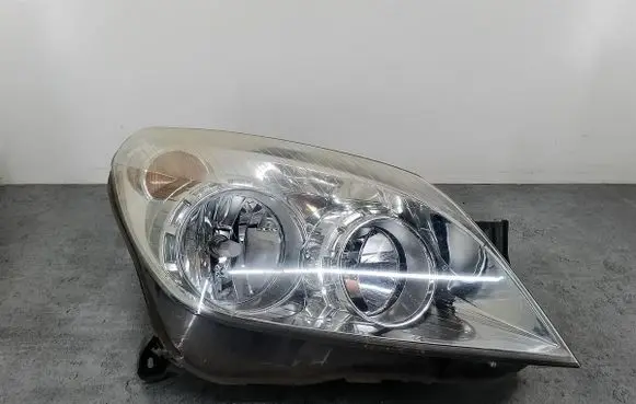Opel Astra H Headlight/headlamp