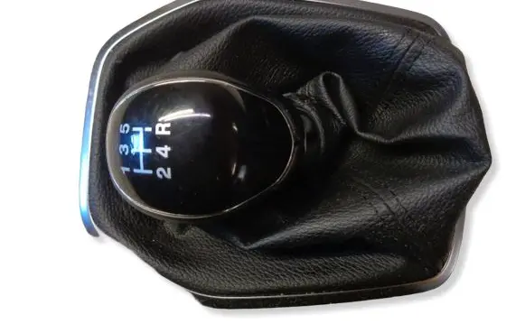 Ford Fiesta Gear lever shifter trim leather/knob C1BBA045A789ACW