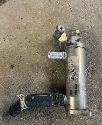 Peugeot 607 EGR valve cooler 4U3Q9Y493AK 4U3Q9Y493