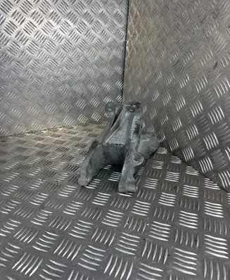 Volkswagen Transporter - Caravelle T6 Engine mounting bracket 7E0199343B