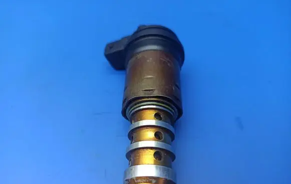 BMW 7 E65 E66 Camshaft vanos timing valve 1707323 1136170732309