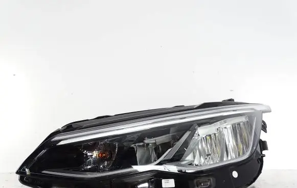 Volkswagen Golf VIII Headlight/headlamp 5H1941005C
