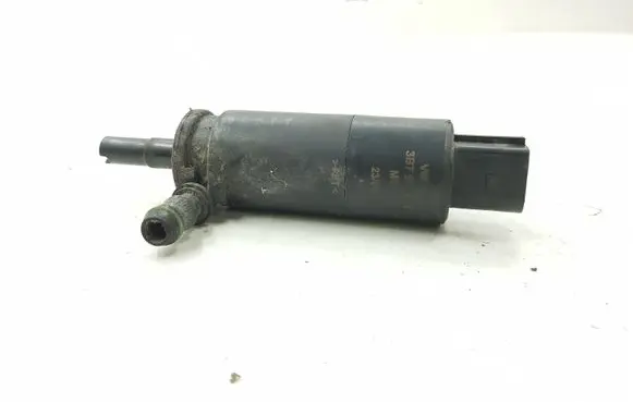 Volkswagen Golf Plus Windscreen/windshield washer pump 3B7955681