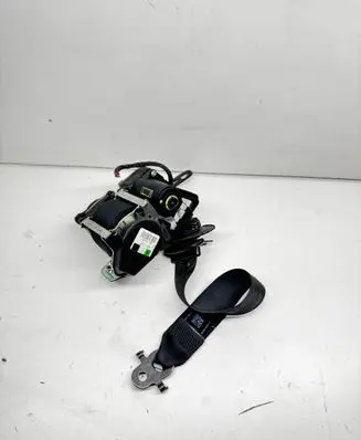 BMW 5 F10 F11 Front seatbelt 628641000 010R0000