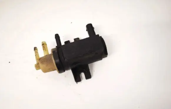 Mercedes-Benz E W212 Turbo solenoid valve A0091533128