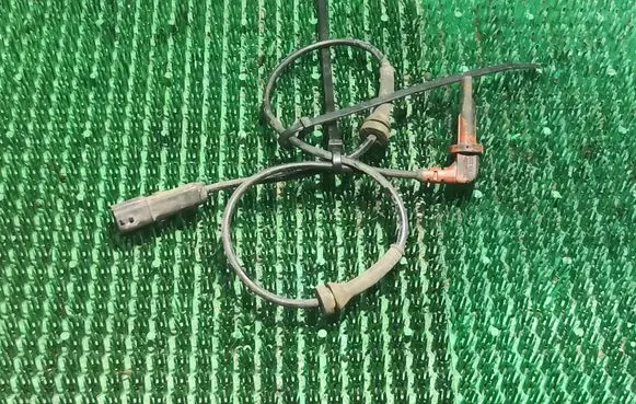 Opel Movano B ABS rear brake sensor 8200735315