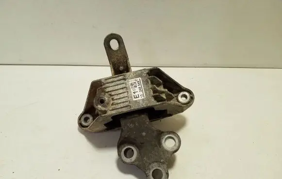 Opel Zafira C Gearbox mount 13248549