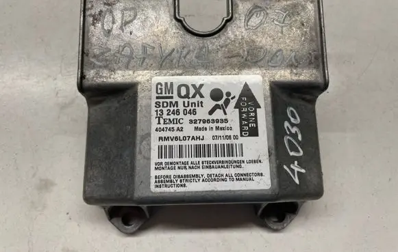 Opel Zafira B Airbag control unit/module 13246046