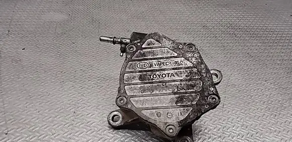 Toyota Corolla Verso AR10 Vacuum pump 