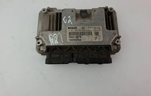 Toyota Yaris Engine control unit/module 896610D270 0261208936