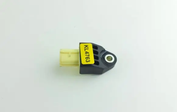 Subaru Outback Airbag deployment crash/impact sensor 98237AG000 KL4763