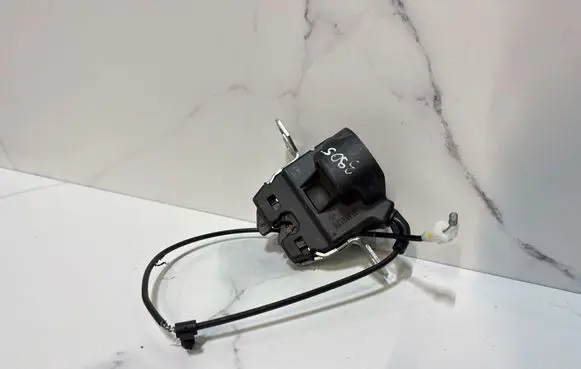 Mercedes-Benz E W238 Loading door lock