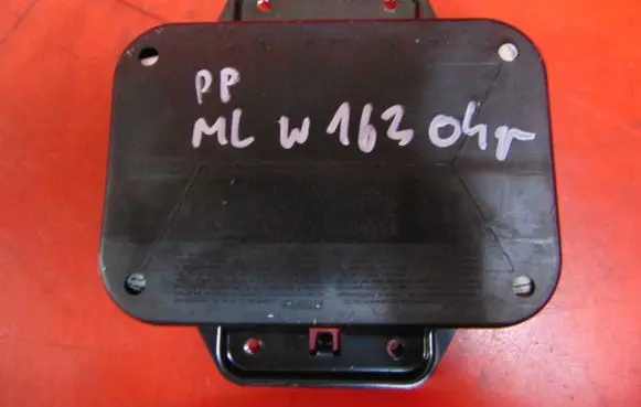 Mercedes-Benz ML W163 Front door airbag A1638600605