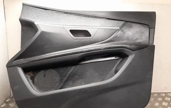 Peugeot 5008 Front door card panel trim T0233338
