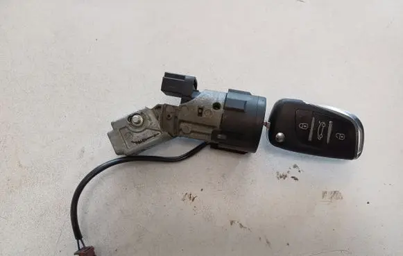Citroen C4 I Ignition lock