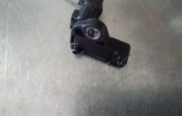 Citroen C4 I Crankshaft position sensor 9637466980