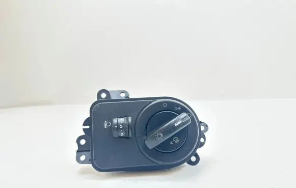 Ford Fusion Light switch 2S6T13A024BB 04053761