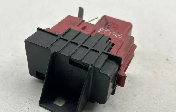 Toyota Prius (XW20) Fuse 