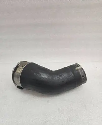 Volvo XC90 Intercooler hose/pipe 31338752