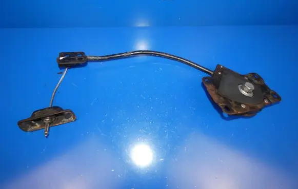 Hyundai Santa Fe Spare wheel mounting bracket 