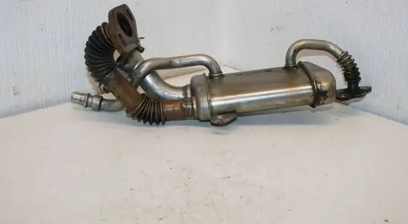 Nissan Note (E12) EGR valve cooler 147350364R 32882457B