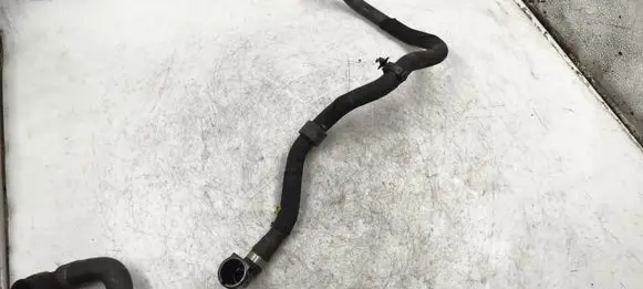 Opel Corsa F Engine coolant pipe/hose 