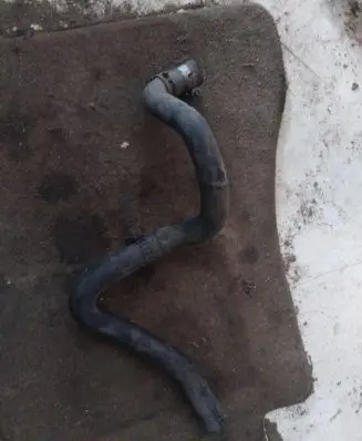 BMW 5 E60 E61 Engine coolant pipe/hose 6912737