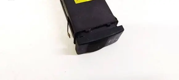 Windscreen/window heater switch