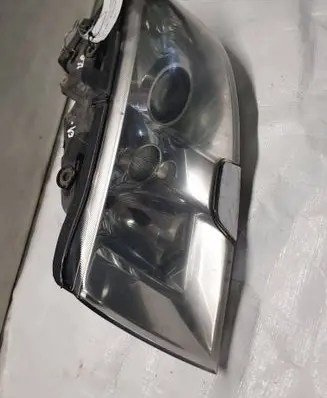 Skoda Superb B5 (3U) Headlight/headlamp 7376A 1377020402 00040401