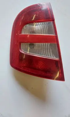 Skoda Fabia Mk1 (6Y) Rear/tail lights 6Y6945095B 6Y6945111B