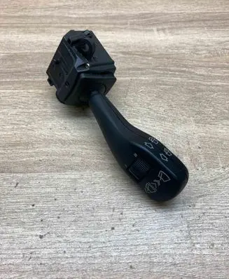 BMW 5 E39 Wiper control stalk 8363669 01204020