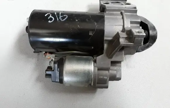 BMW 3 F30 F35 F31 Starter motor 0001148026