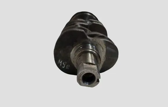 Renault Trafic II (X83) Crankshaft M9R A215
