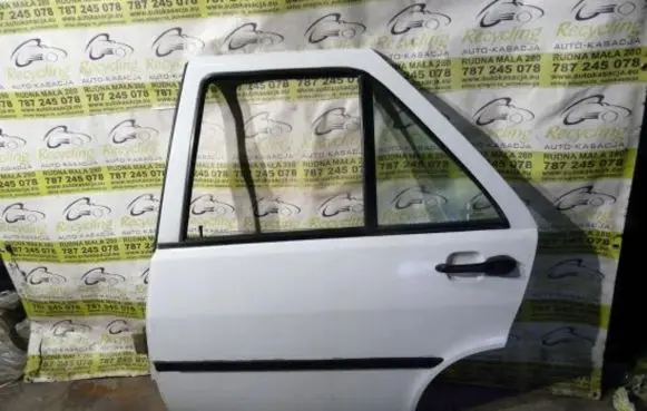 Fiat Tipo Rear door