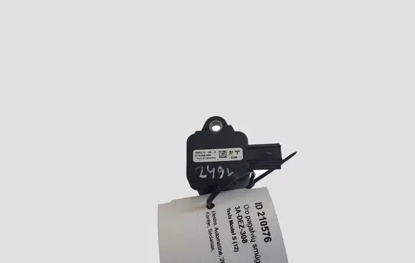 Tesla Model S Airbag deployment crash/impact sensor 100527500A