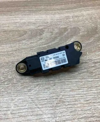 Mercedes-Benz S W220 Airbag deployment crash/impact sensor 0018209126 203550002